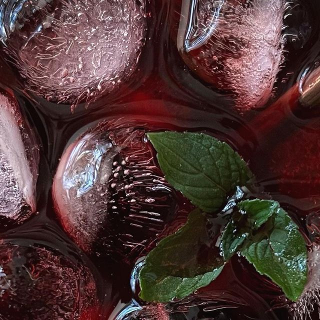 Cherry Water Glow